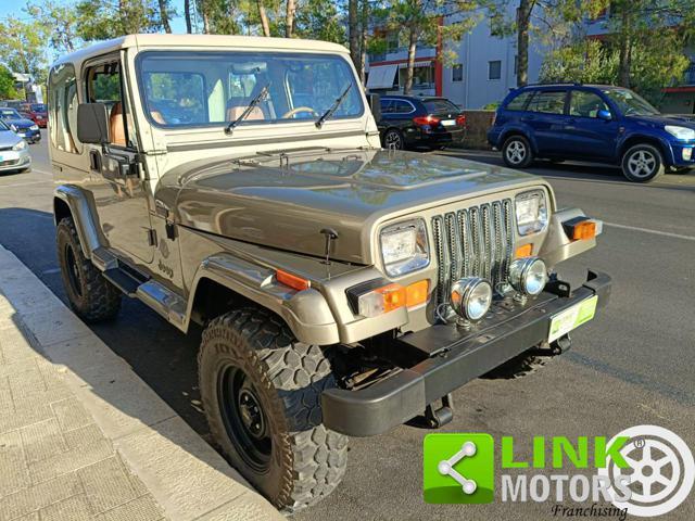 JEEP Wrangler SAHARA 2.5 BENZINA ASI