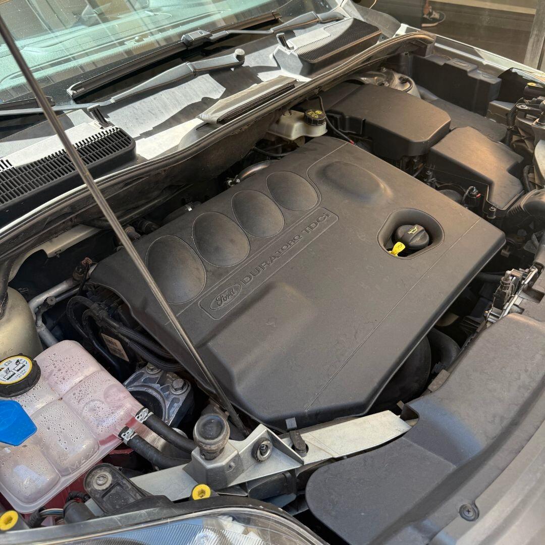 Ford Kuga 2.0 TDCi 136 CV 4WD Titanium DPF