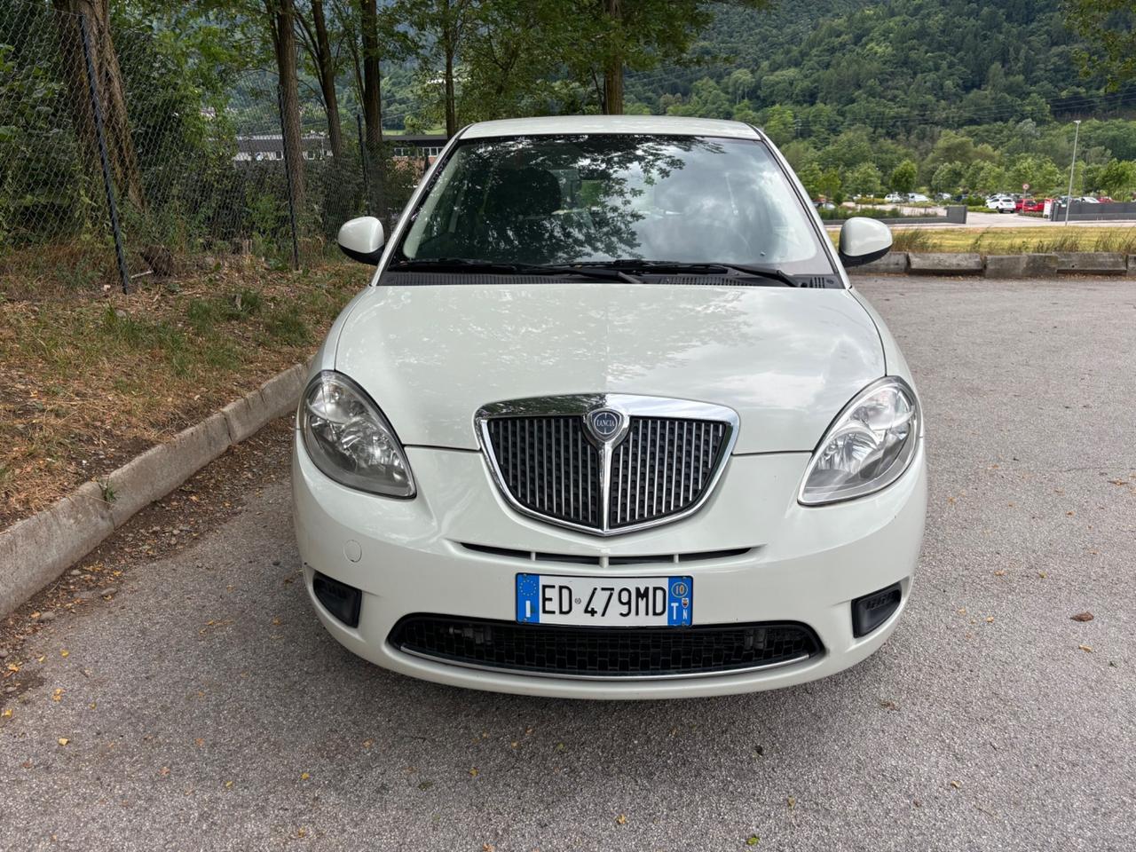 Lancia Ypsilon 1.2 69 CV Elle NEOPATENTATI