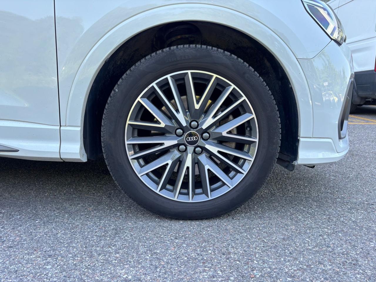 Audi Q3 40 TDI quattro S tronic line edition