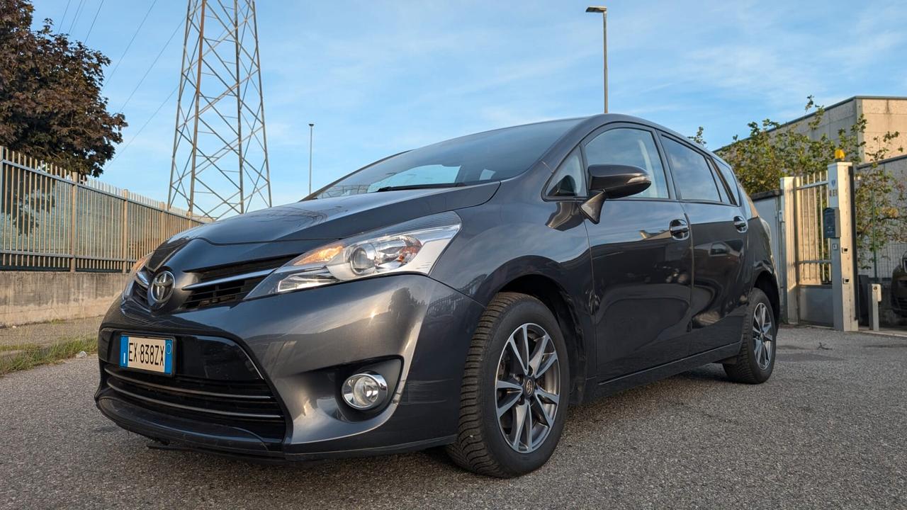 Toyota Verso 1.6 D-4D 7 posti Business Pack