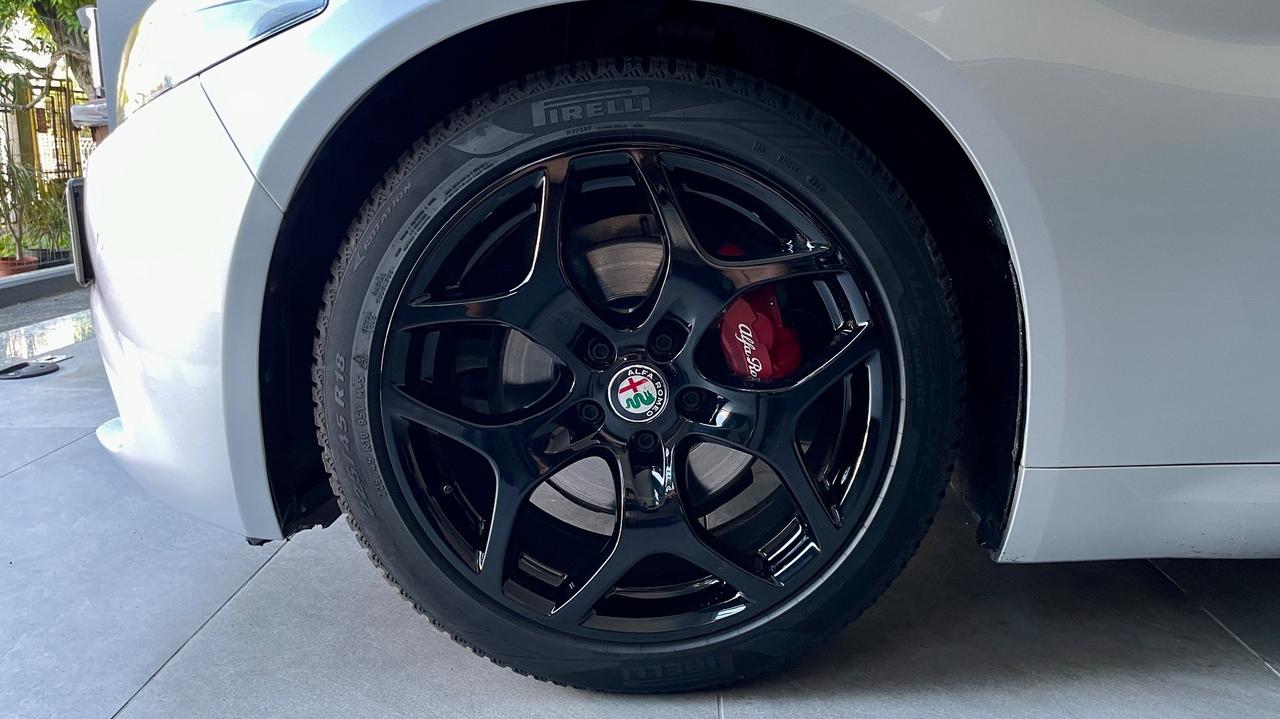 ALFA ROMEO GIULIA 2.2 TURBODIESEL EXECUTIVE 190CV - FULL LED, PELLE, CAR PLAY