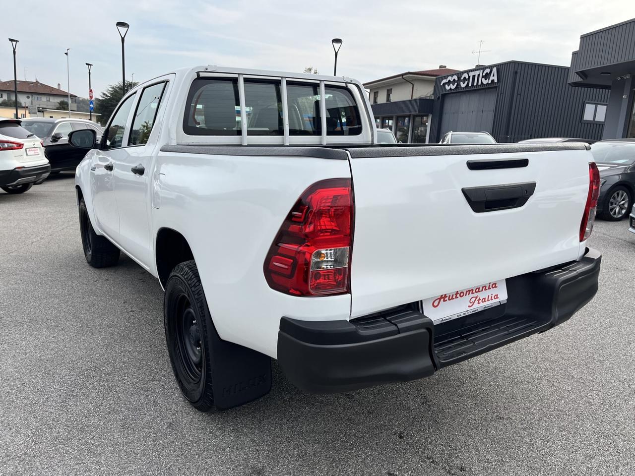 TOYOTA HILUX 2.4 D-4D DOPPIA CAB. 4WD 150 CV 6M