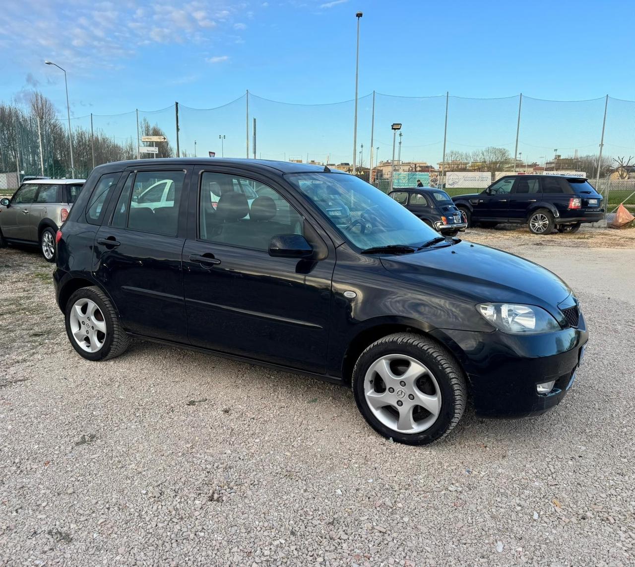 Mazda 2 1.2 16V 5p. Sony Ericsson Neopatentati