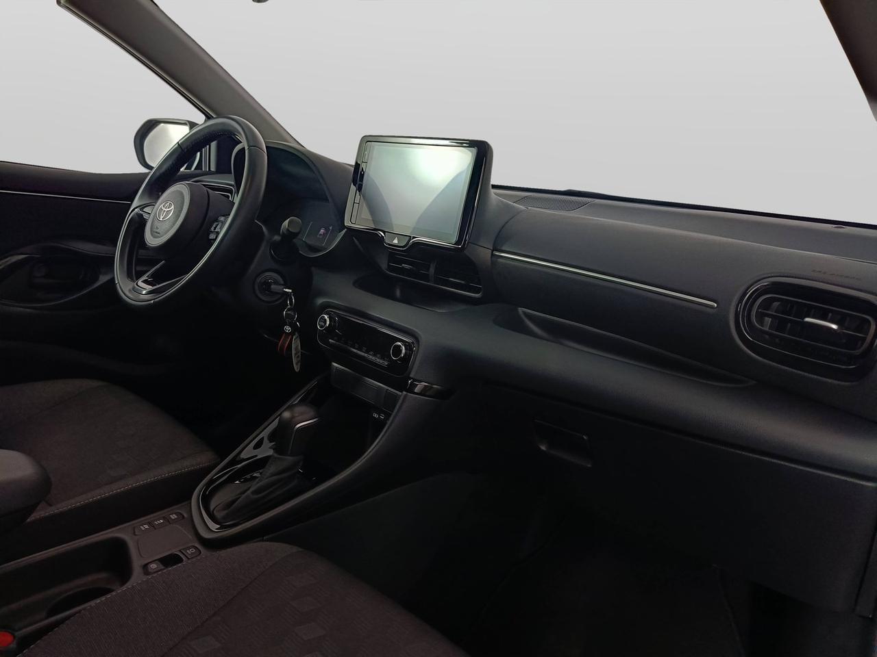 TOYOTA Yaris IV 2020 - Yaris 1.5h Trend