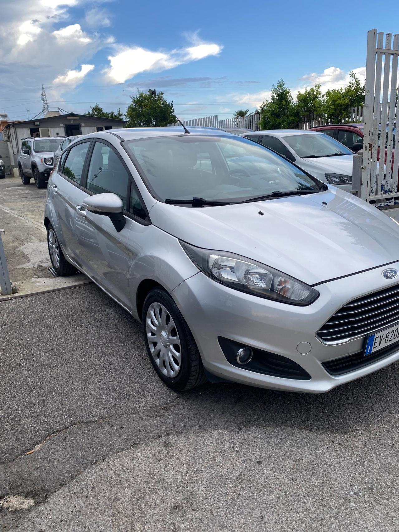 Ford Fiesta 1.5 TDCi 75CV 5 porte