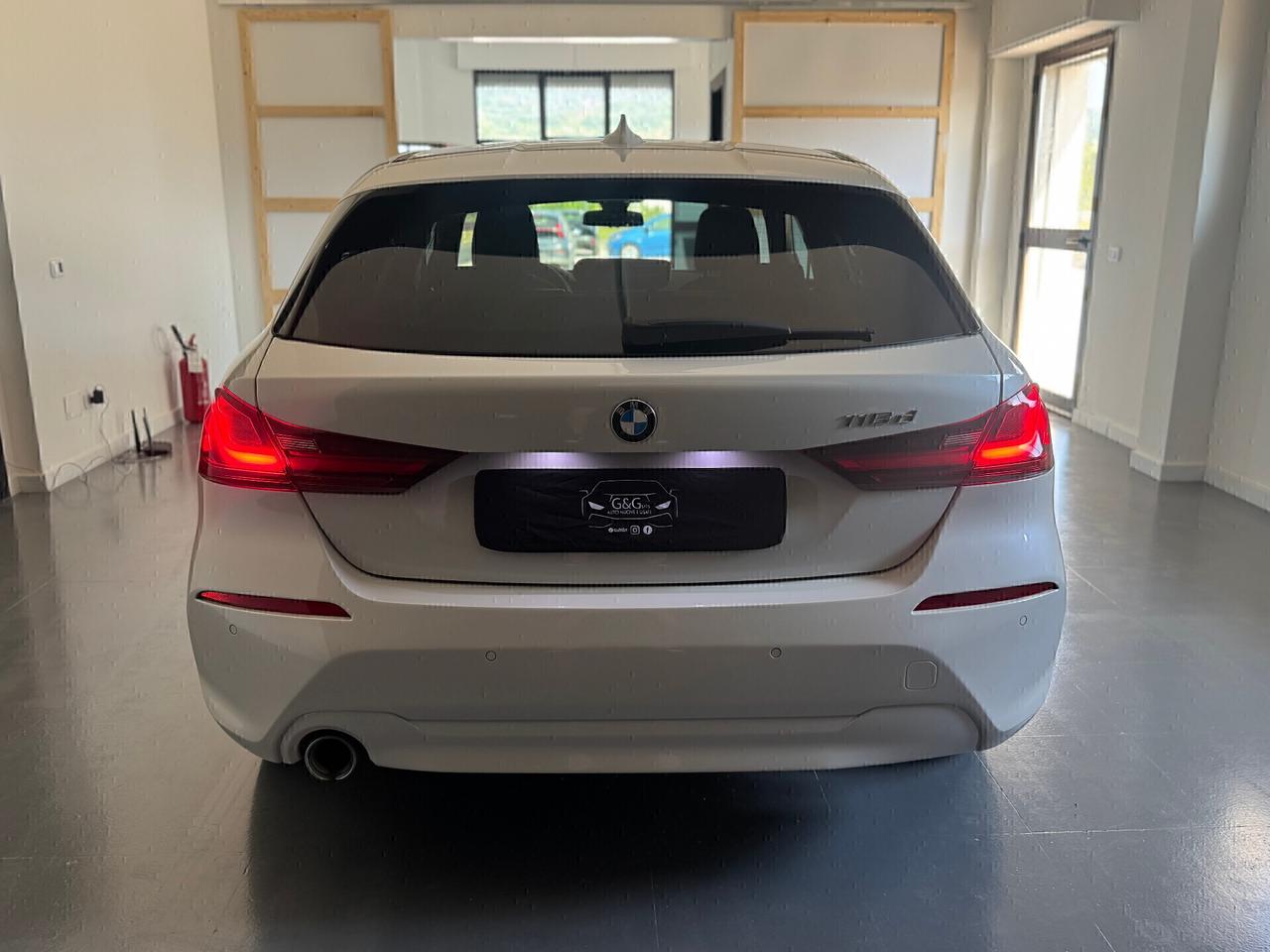 Bmw 116d Sport Line - 2021