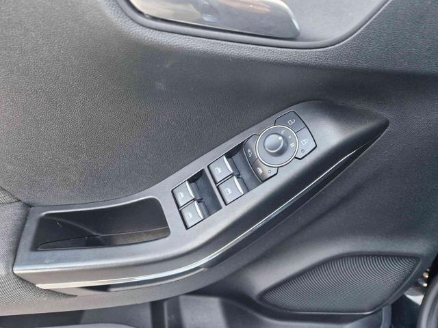 FORD Puma 1.0 EcoBoost Hybrid 125 CV Titanium