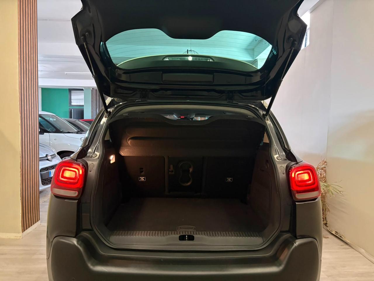 Citroen C3 Aircross 1500cc BlueHDi 102cv S&S Shine