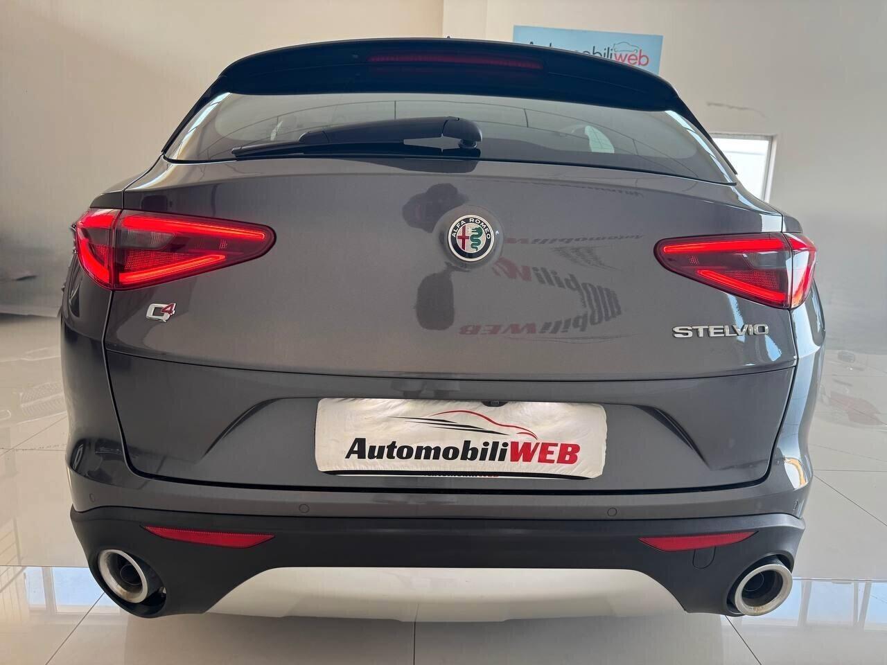 Alfa Romeo Stelvio 2.2 Turbodiesel 190 CV AT8 Q4 Business