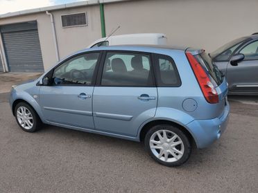 Ford Fiesta 1.4 TDCi 5p. Ghia