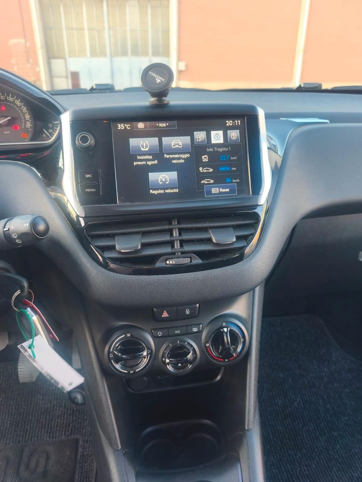 Peugeot 208 2016---1.6 Diesel Neopatentati