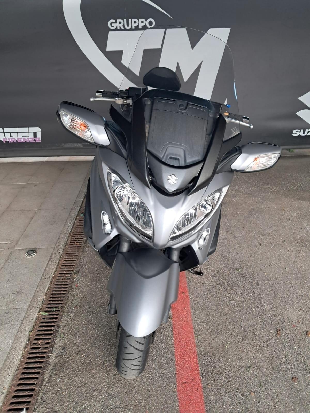 Suzuki Bandit 650 Burgman AN Executive ABS