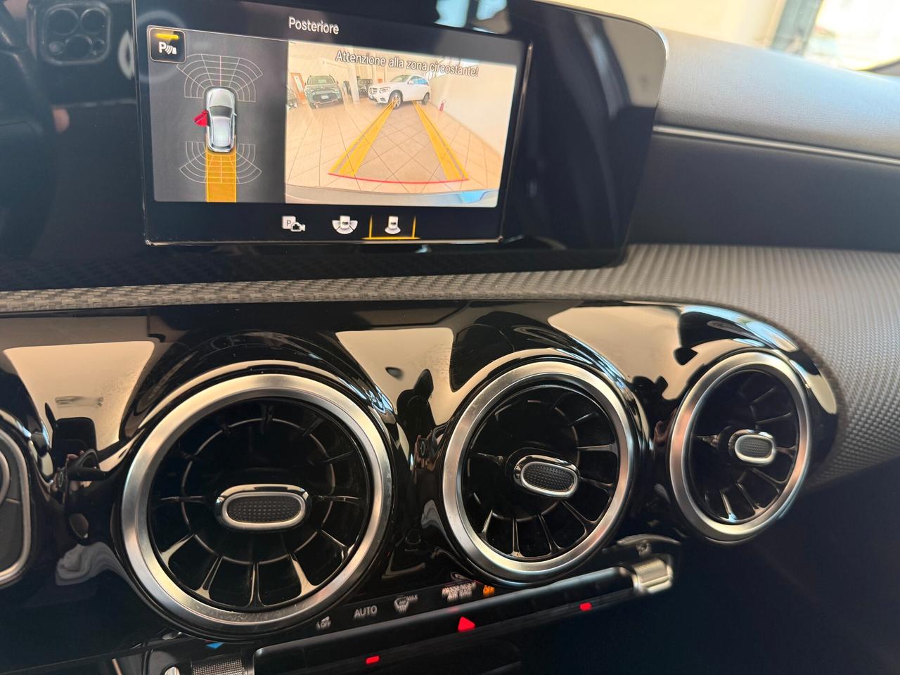 Mercedes-benz A 180 d Automatic Business Extra Pelle CarPlay FullLed Navi RetroCam