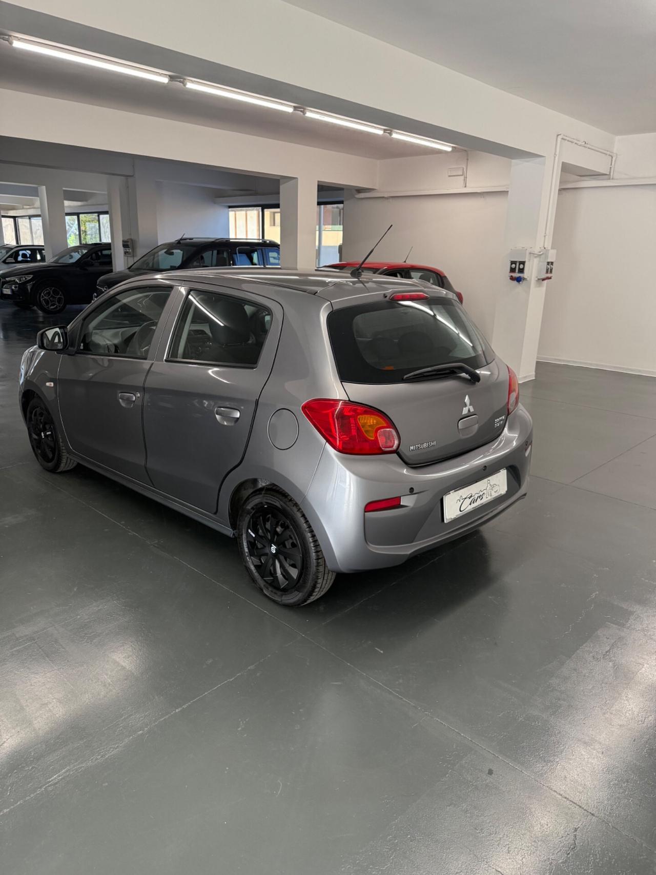 Mitsubishi Space Star 1.0 Invite