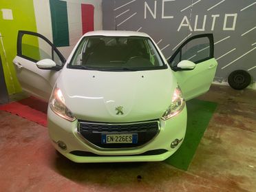 Peugeot 208 1.4 HDi 68 CV 3 porte Allure