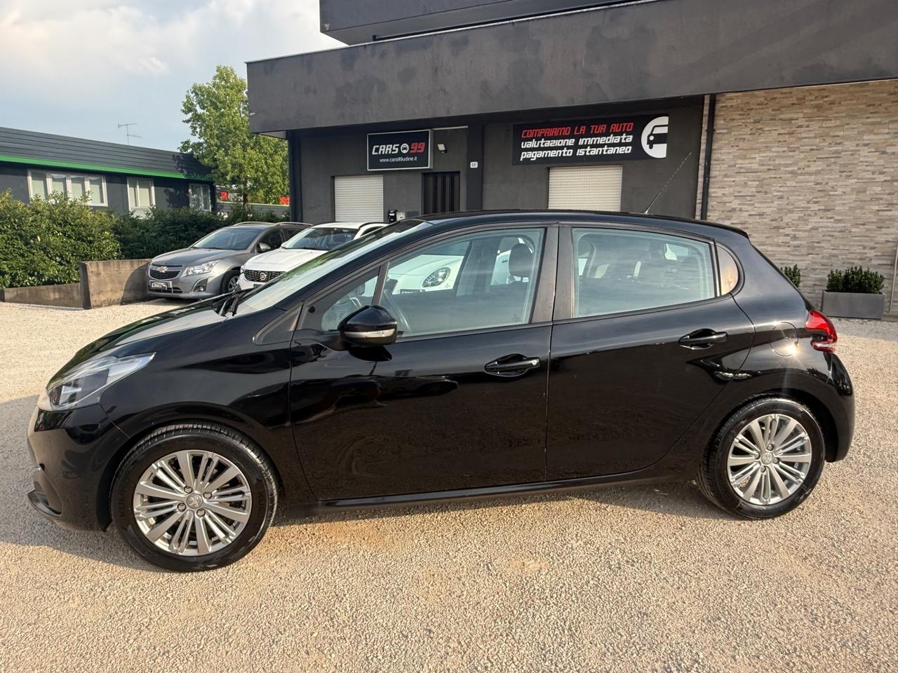 Peugeot 208 PureTech 82 5 porte Allure