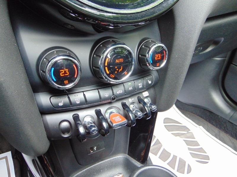 MINI Mini Cabrio (F57) Mini 1.5 Cooper Essent...