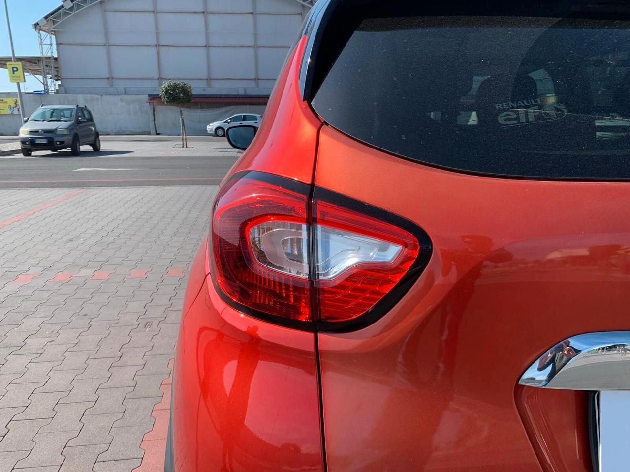 Renault Captur dCi 8V 110 CV Start&Stop Energy Iconic