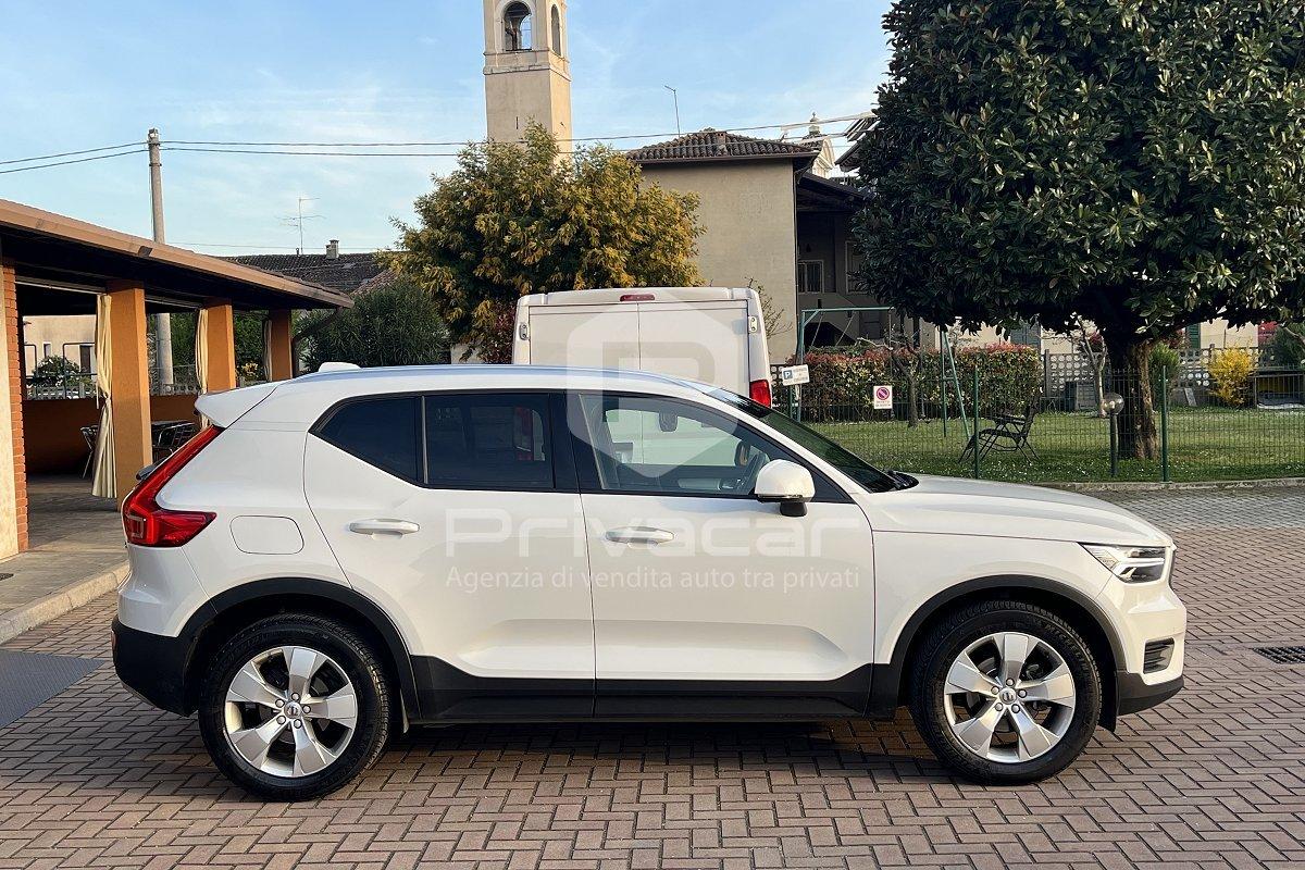 VOLVO XC40 D3 Geartronic Momentum