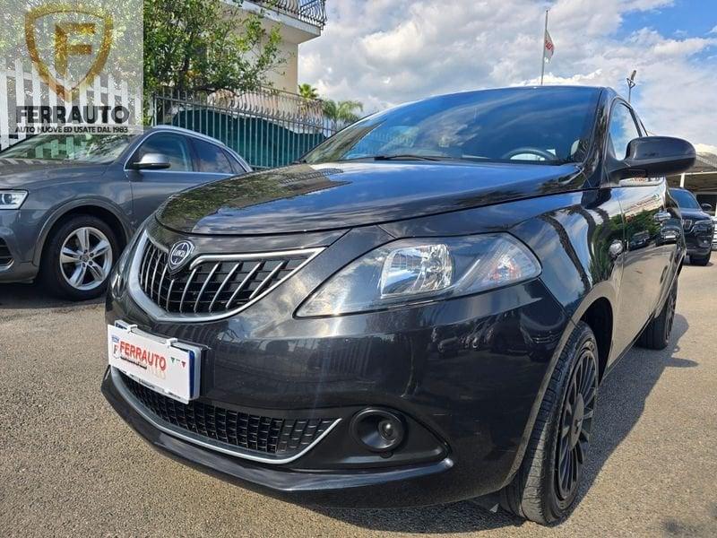 LANCIA Y 1.0HYBRID 71CV GOLD PLUS