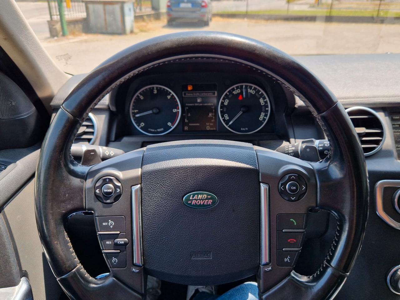 Land Rover Discovery 4 3.0 SDV6 249CV HSE