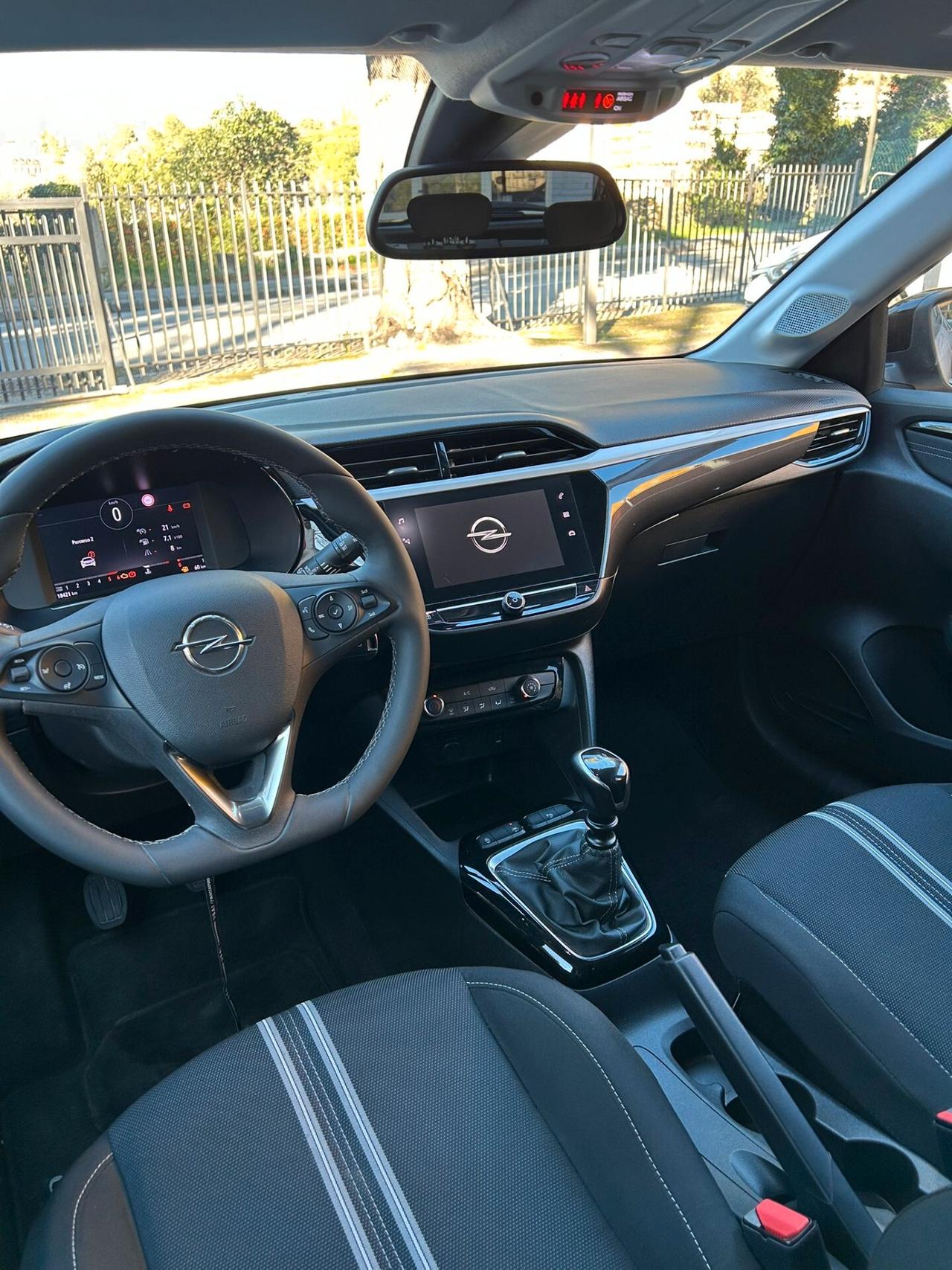 Opel Corsa 1.5 D 100 CV Design & Tech