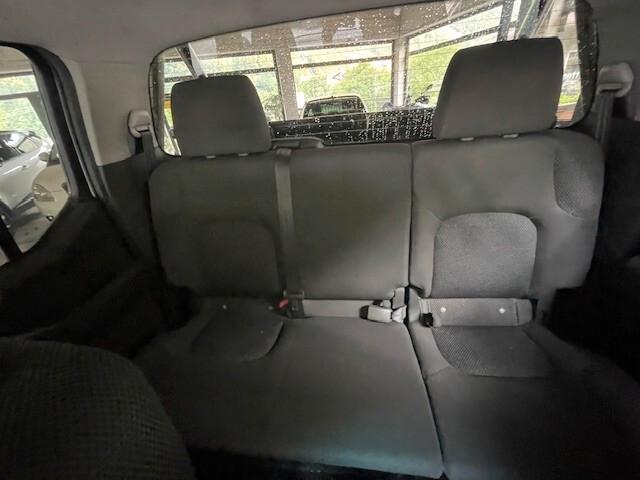 Nissan Navara 2.5 dCi 4 porte Double Cab ANNO 2008