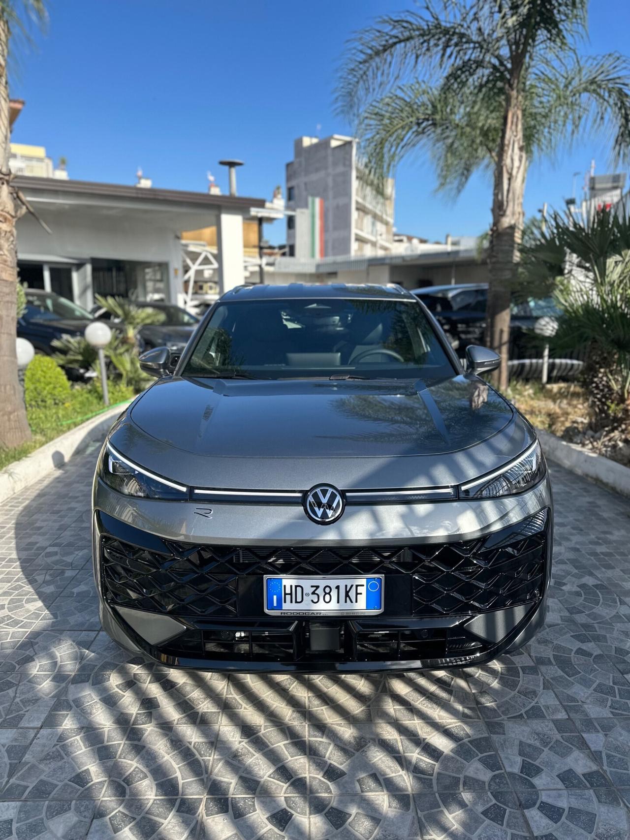 Volkswagen T-Roc 1.5 eTSI ACT 150 CV DSG R-Line