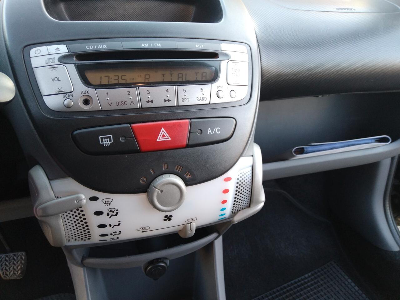 Peugeot 107 1.0 68CV 5p. Allure x neopatentati
