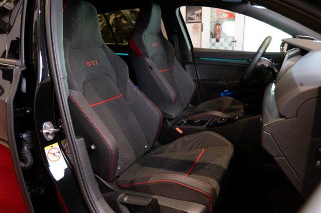 VOLKSWAGEN Golf GTI 2.0 TSI GTI CLUBSPORT 300CV.PERFORMANCE.AKRAPOVIC.