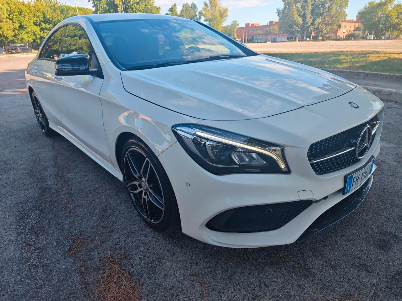 Mercedes-benz CLA 200 d Automatic Premium