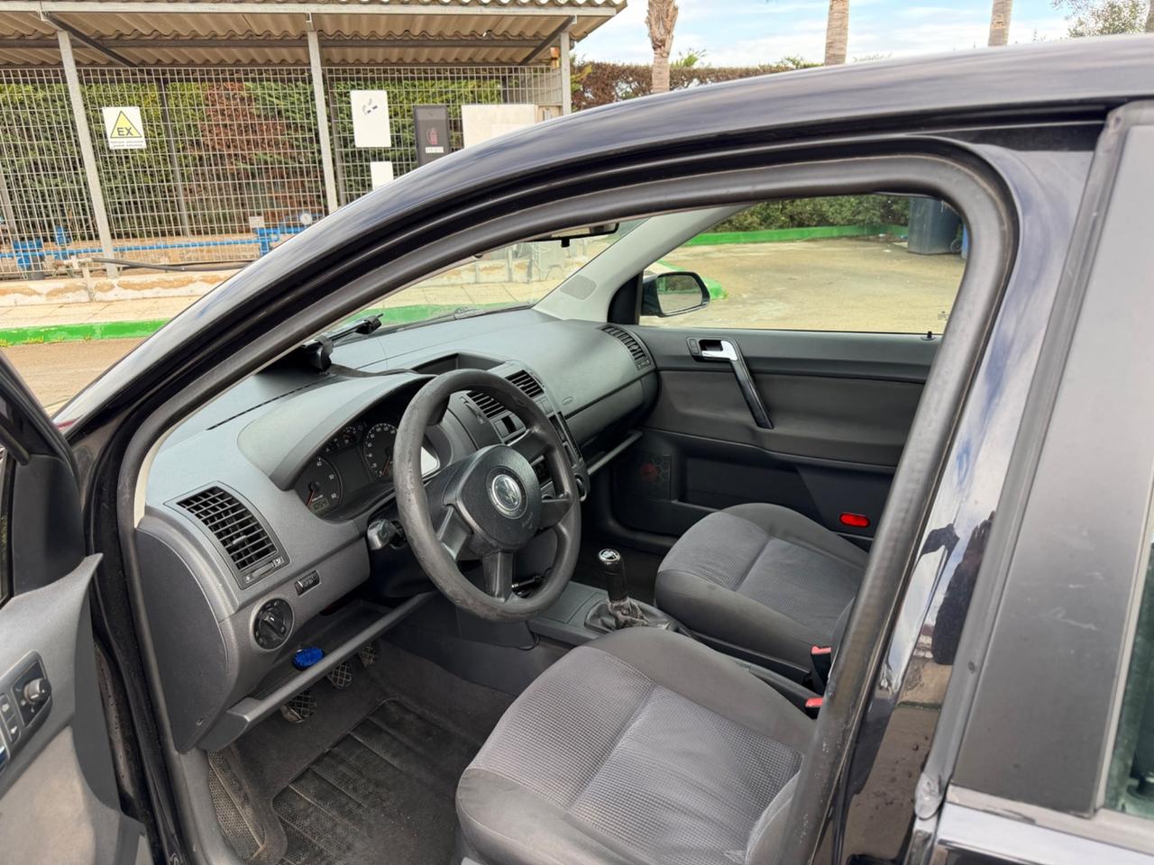 Volkswagen Polo 1.4/80CV TDI 5p. Sportline