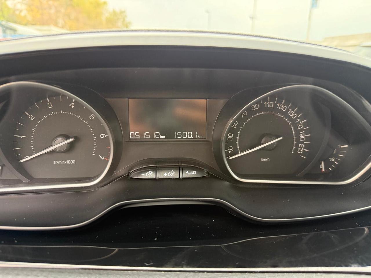 Peugeot 2008 PureTech 82 S&S Style