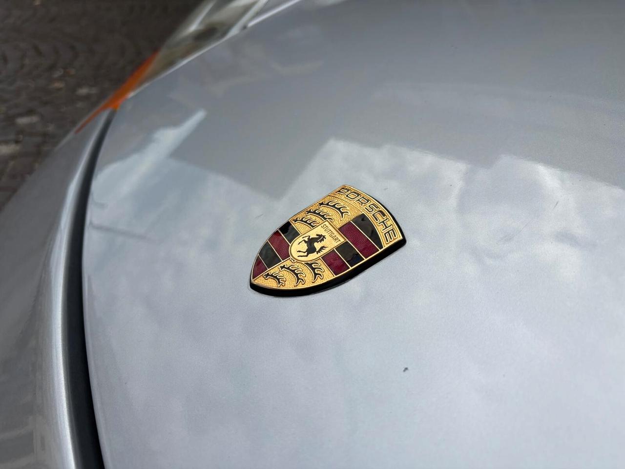 Porsche Boxster 2.5i 24V cat