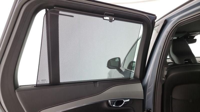 Volvo XC90 B5 (d) AWD Geartronic R-design