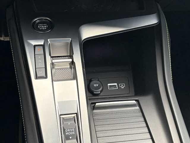 Peugeot 408 PureTech 130 CV EAT8 GT + TETTO