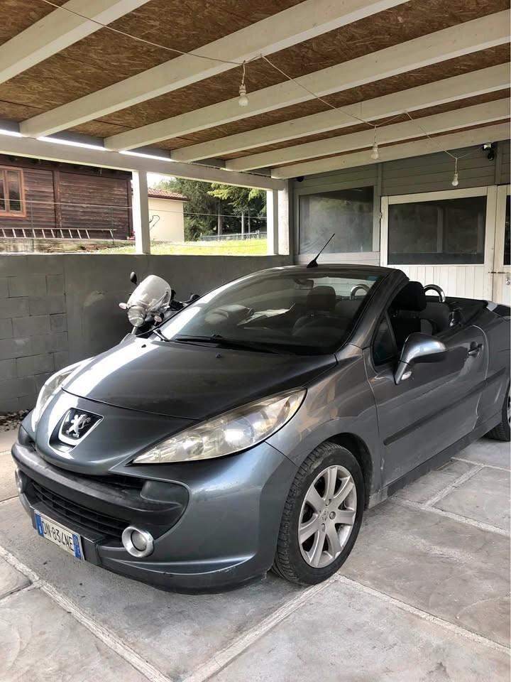 Peugeot 207 1.6 HDi 110CV CC Tecno