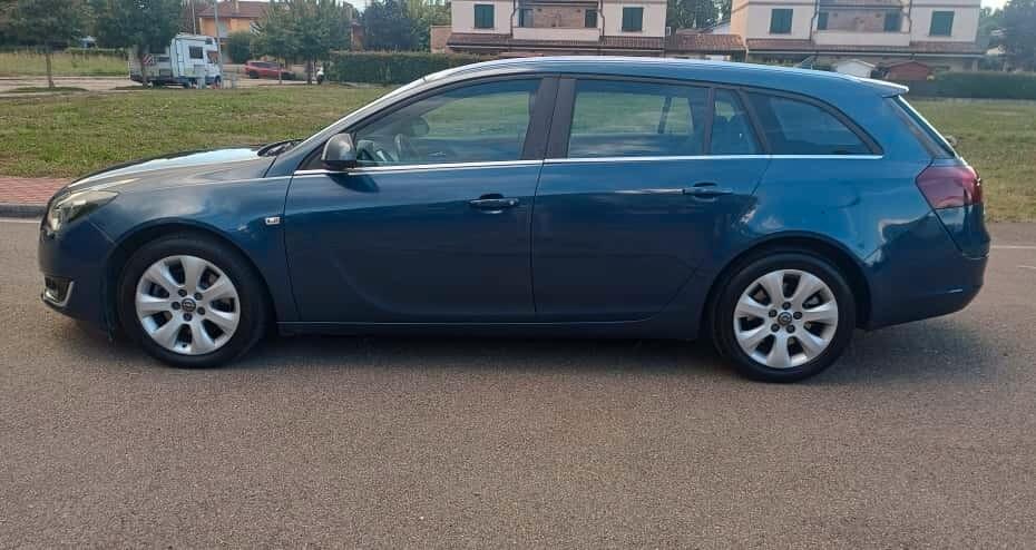 Opel Insignia 2.0 CDTI 140CV Ecopower 104gr. Sports Tourer Cosmo Business