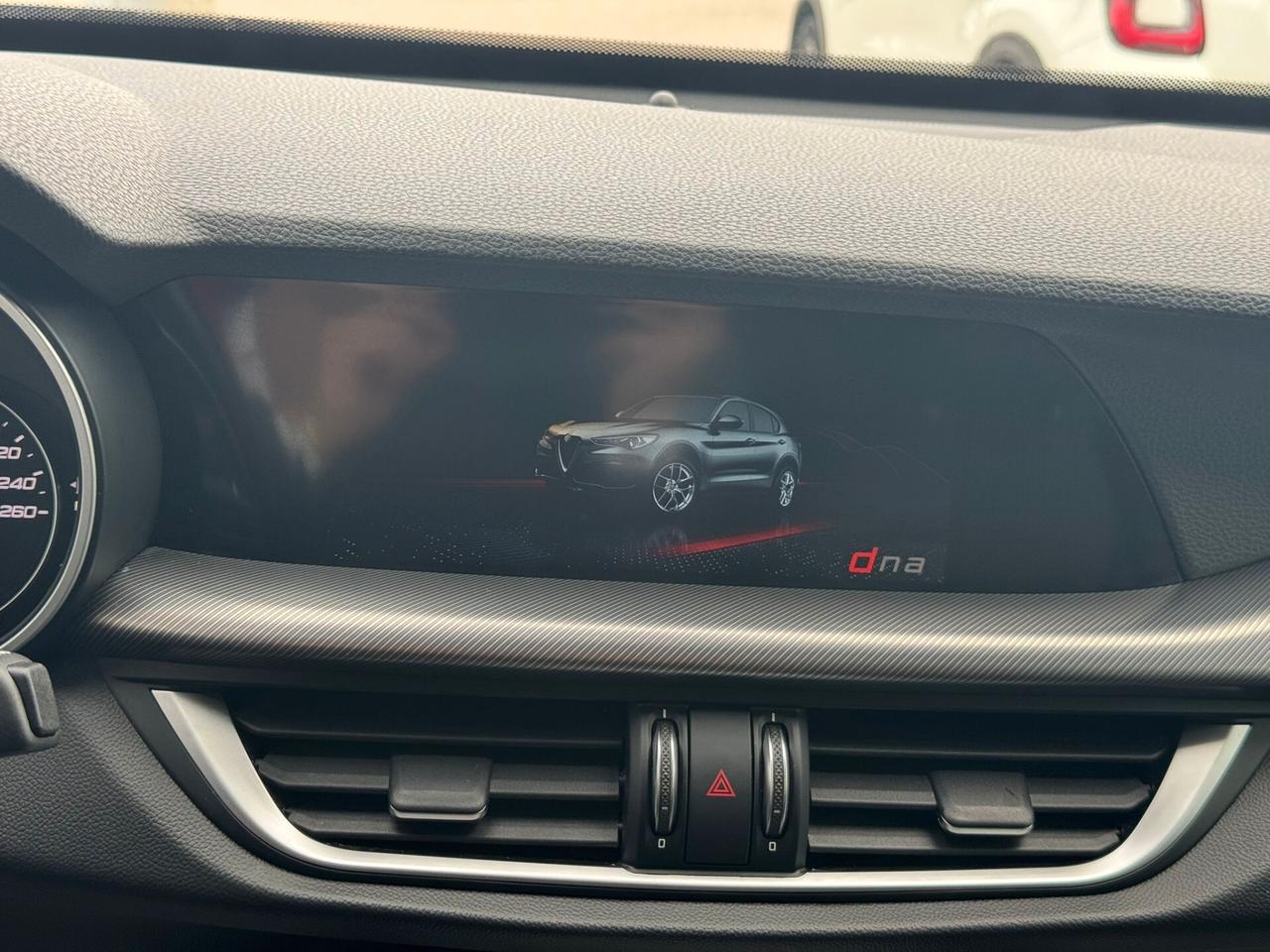 Alfa Romeo Stelvio 2.2 Turbodiesel 190 CV AT8 RWD Sprint