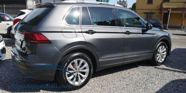 VOLKSWAGEN Tiguan 2.0TDI Business BMT Navy