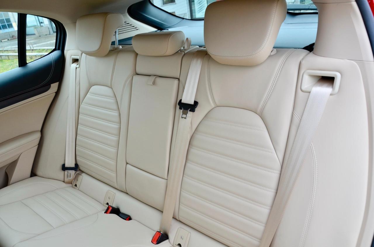 ALFA ROMEO STELVIO 2.2 t 6C VILLA D'ESTE Q4 210cv AUT, ROSSO ETNA, UNICOPROPRIETARIO, SERVICE UFFICIALI, EURO 6D, 21", PERMUTE