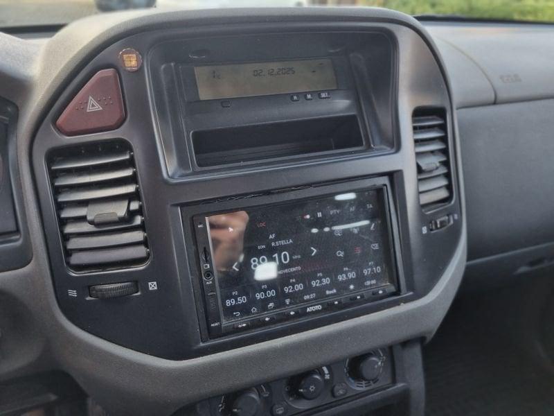 Mitsubishi Pajero Pajero 3.2 16V DI-D 3p. GLS