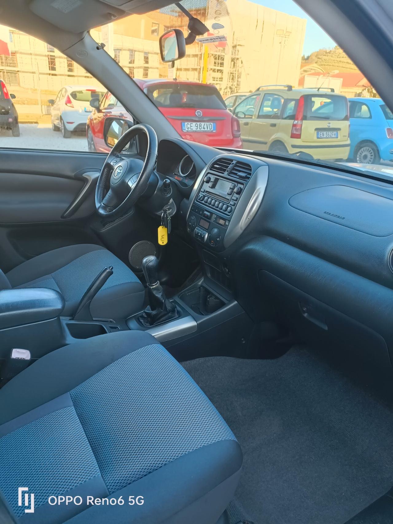 Toyota RAV 4 RAV4.com 2.0 Tdi D-4D cat 5 porte