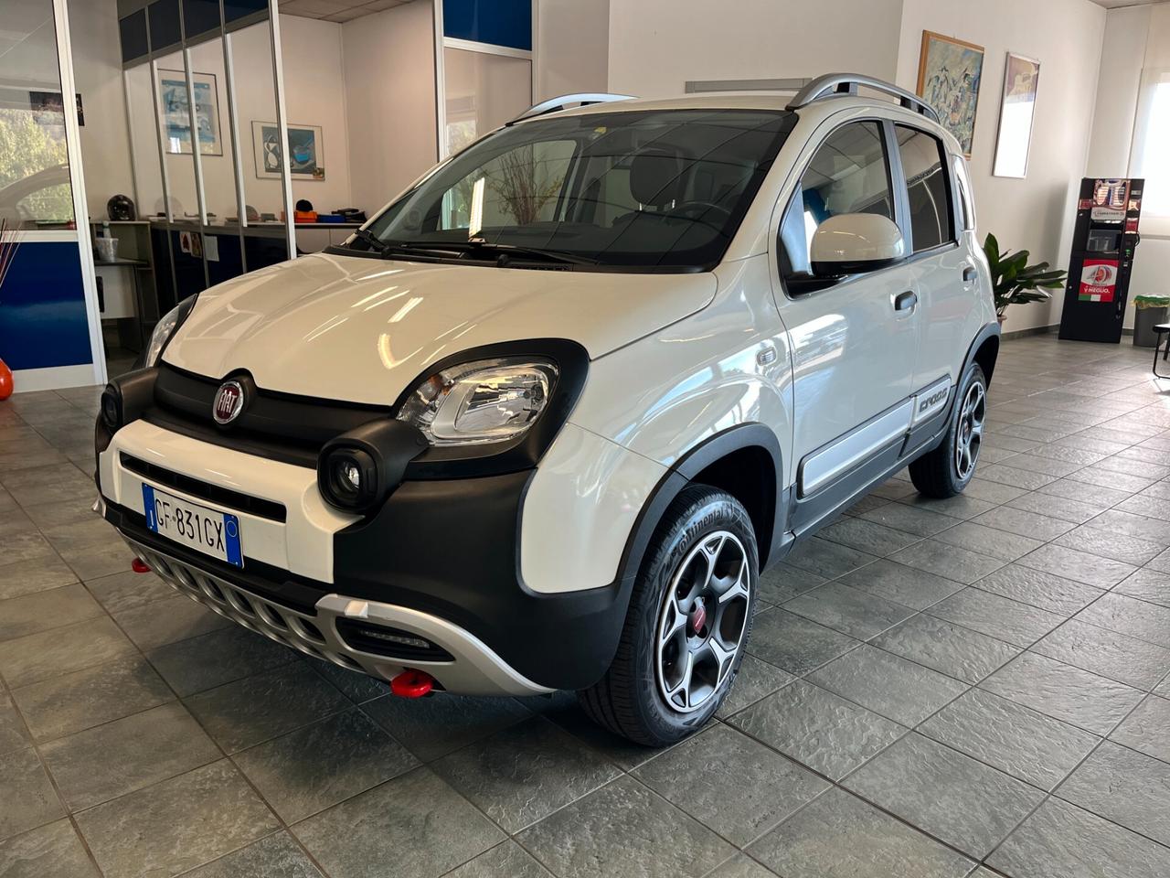 Fiat Panda 0.9 TwinAir Turbo 4x4 Cross-NEOPATENTATI-