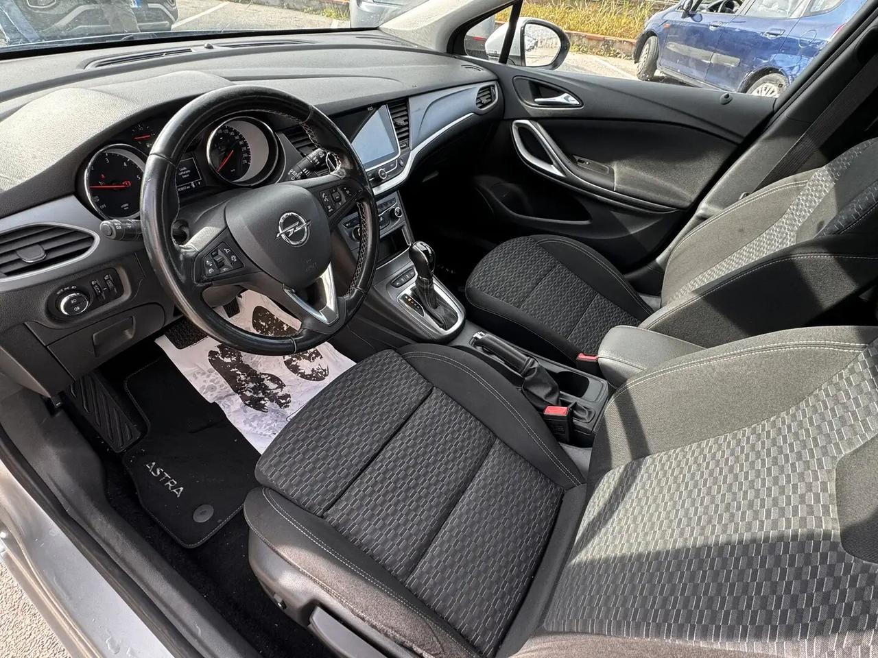 Opel Astra 1.6 CDTi 136CV aut. Sports Tourer Innovation