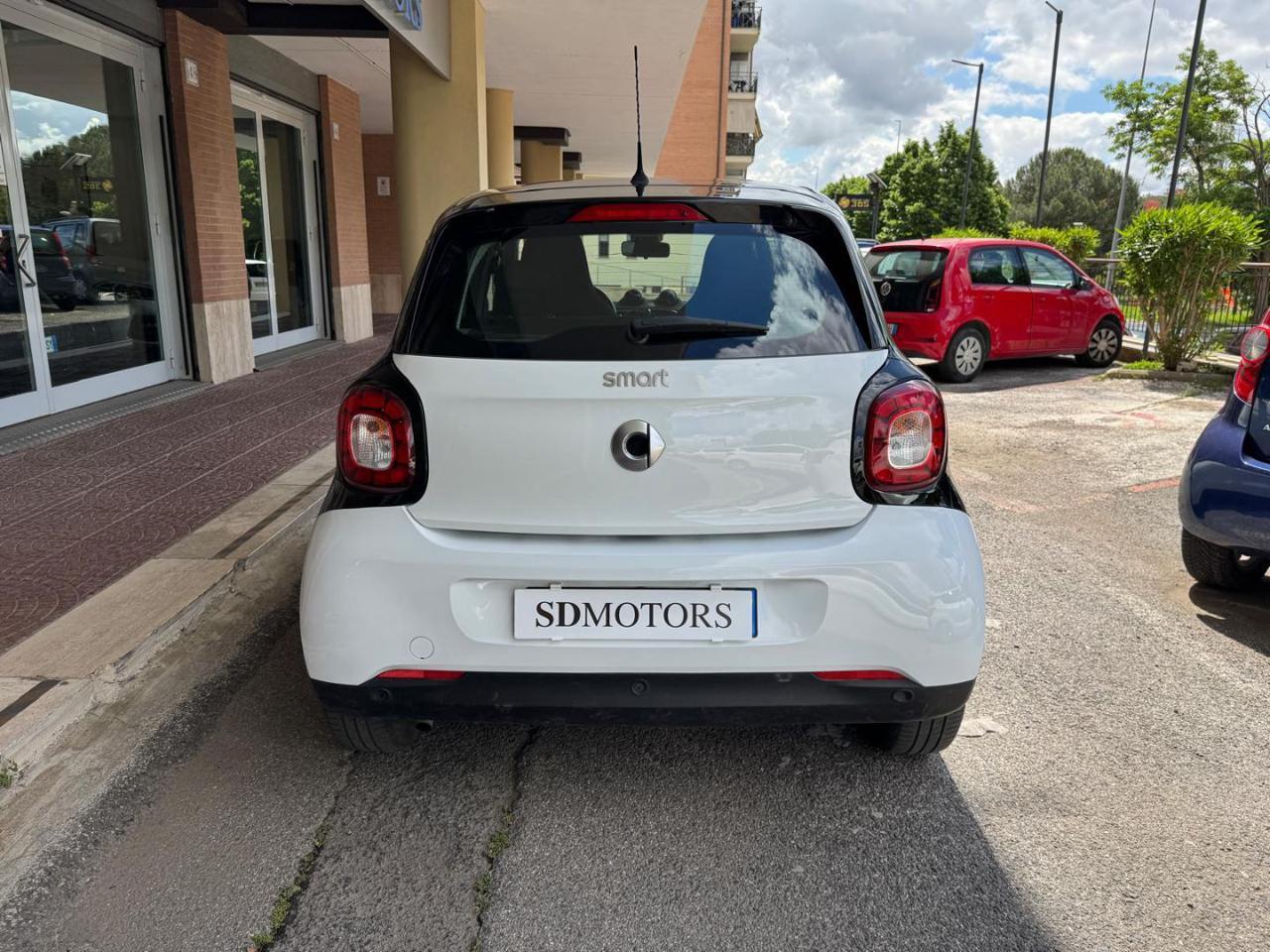 SMART ForFour 90 0.9 Turbo Passion Twinamic * Promo SD 2025*
