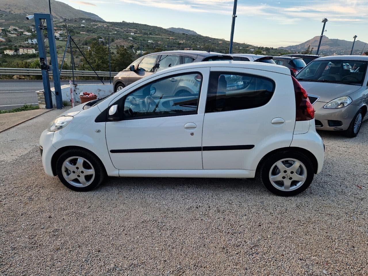 Peugeot 107 1.0 68CV 5p. Active