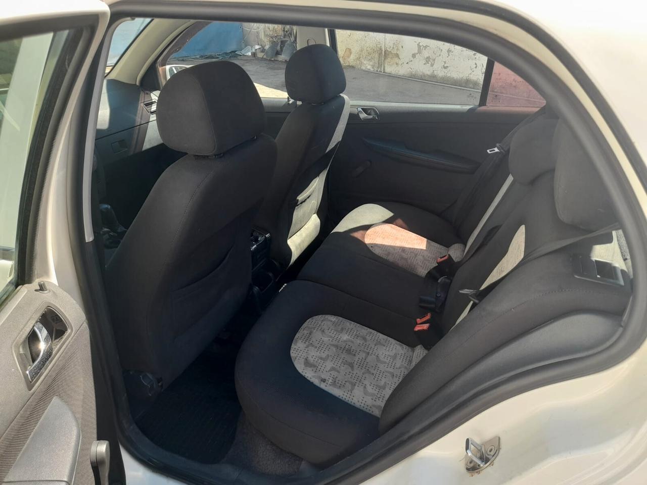 Skoda Fabia 1.4cc diesel(PRIVATO)-2004