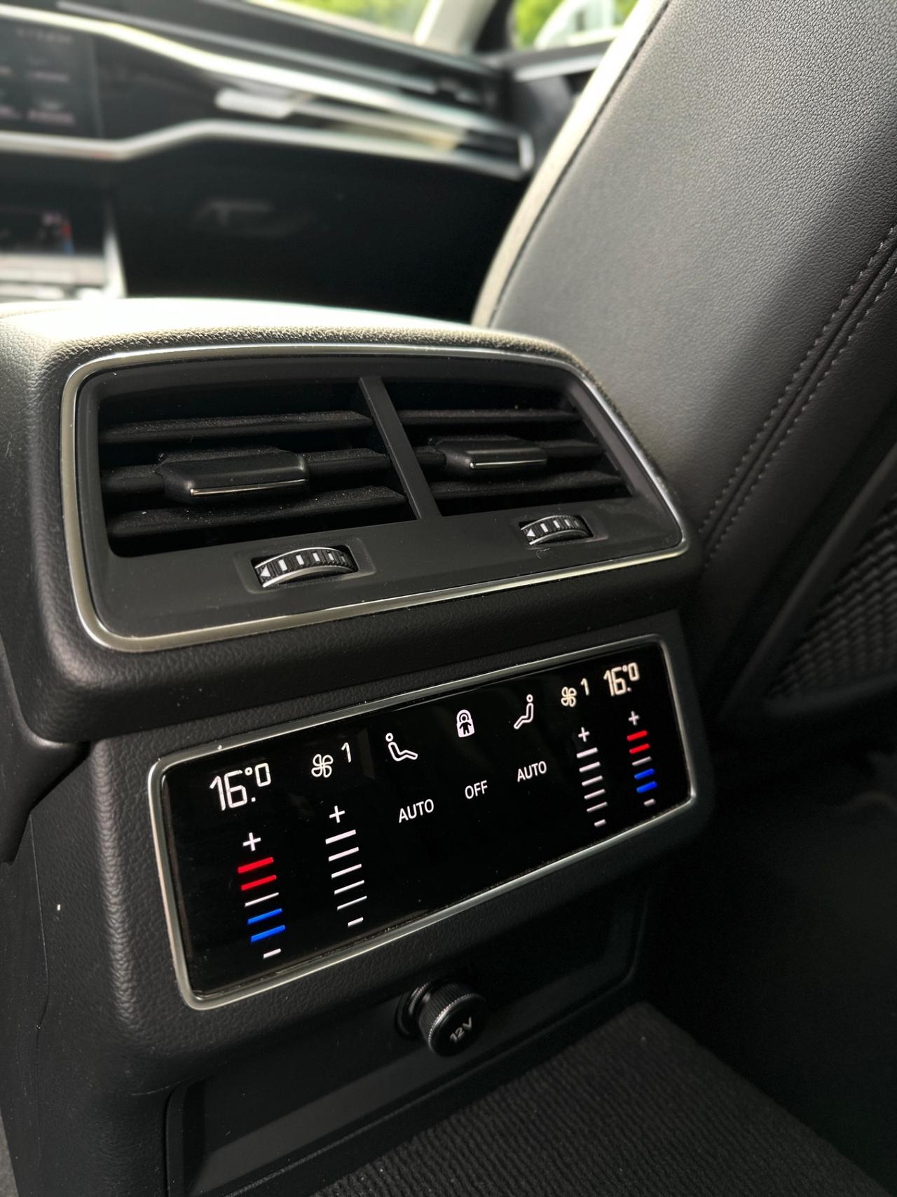 Audi A6 40 2.0 TDI quattro ultra S tronic Business Design